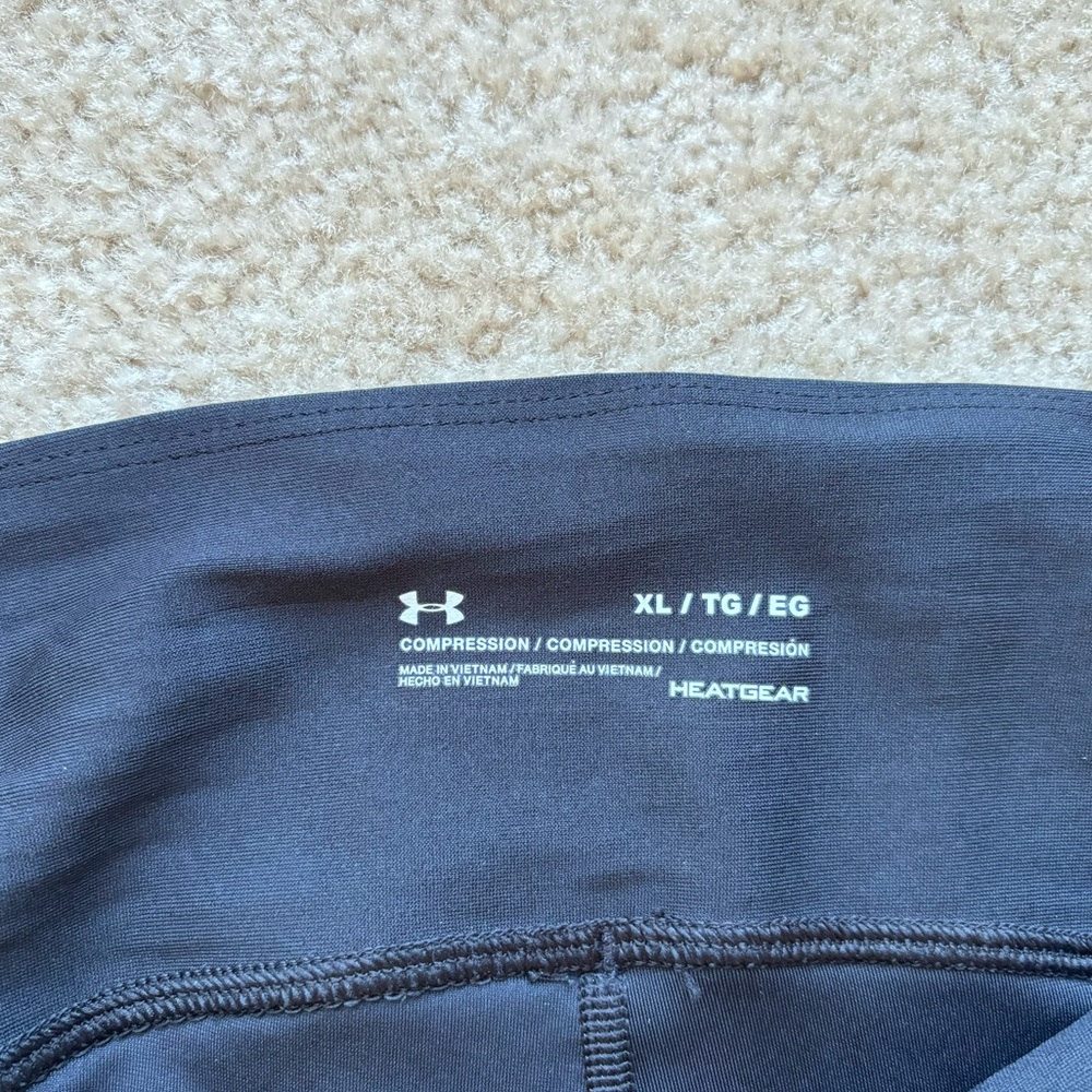 Women's Under Armour Tech Ankle Leggings Black - Picture 2 of 4